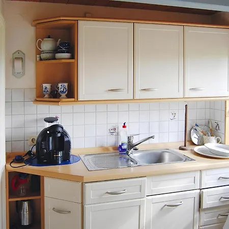 Doppelhaushaelfte Posthus, Semesterbostad